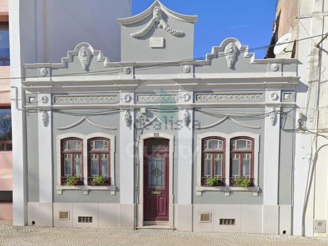 Moradia, Barreiro e Lavradio