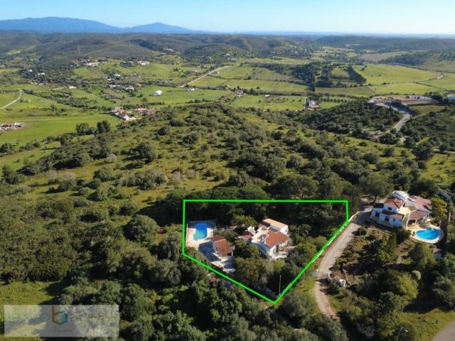 Moradia, Bensafrim