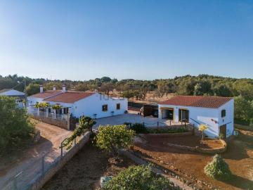 Moradia, Bensafrim