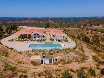 Moradia, Bensafrim