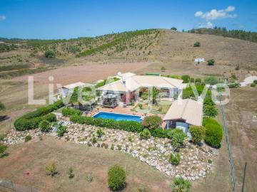 Moradia, Bensafrim