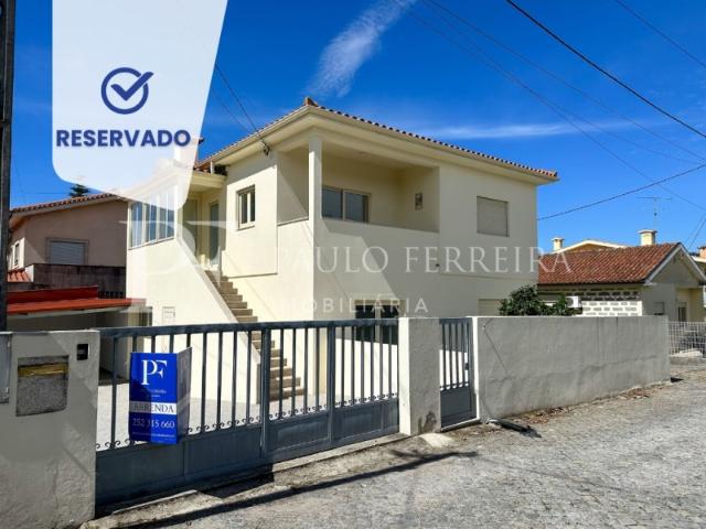 Moradia Bi Familiar em S. Cosme