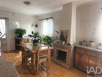 Moradia bi familiar T5 em Paranhos de 236,84 m²