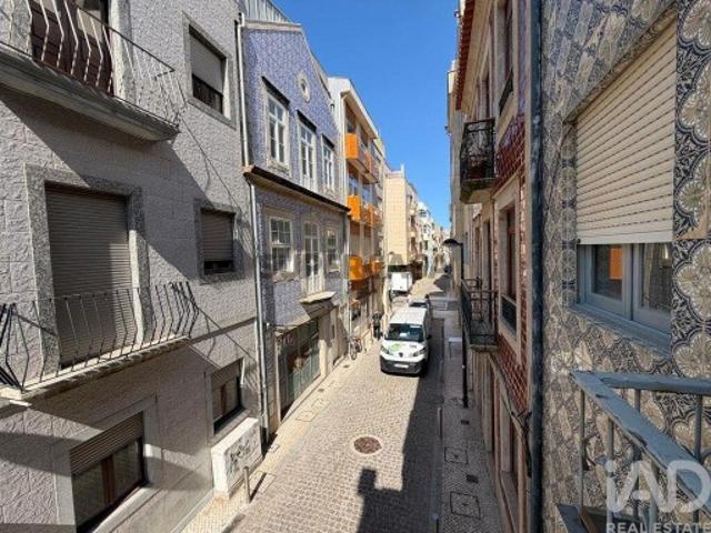 Moradia bi familiar T23 em Póvoa de Varzim, Beiriz e Argivai de 247 m²