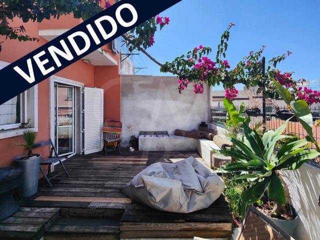 Moradia Bi Familiar T2+1 e T2 em Algés com jardim e incrível. 0m² Algés, Linda a Velha e Cruz Quebrada Dafundo