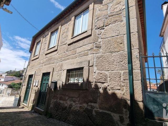 Moradia bi familiar T4 em Celorico e Vila Boa do Mondego