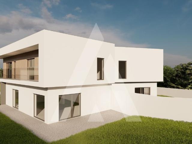 Moradia Bifamiliar T3