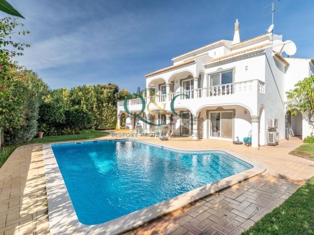 Moradia, Boliqueime