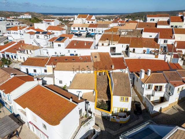 Moradia, Bordeira