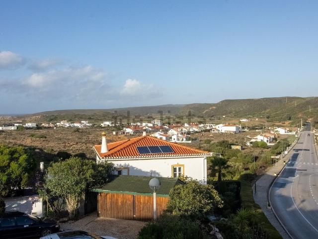 Moradia, Bordeira