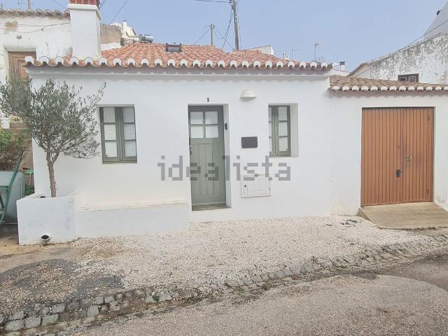 Moradia, Bordeira