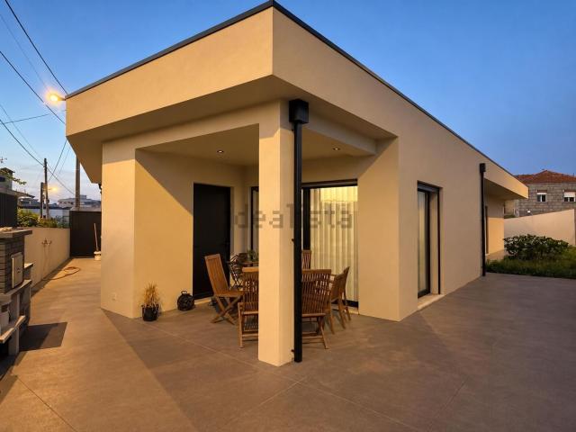 Moradia, Bougado