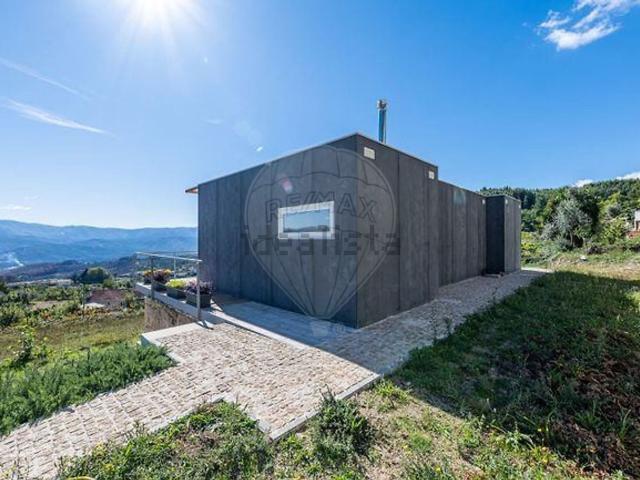 Moradia, Britelo Gémeos Ourilhe