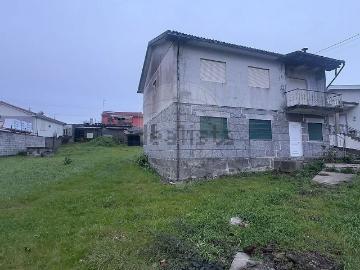 Moradia, Brito