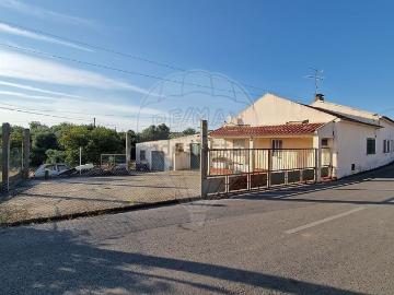 Moradia, Brogueira Parceiros de Igreja Alcorochel
