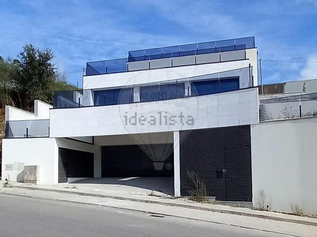 Moradia, Brufe