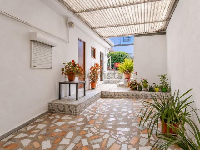Moradia, Custóias
