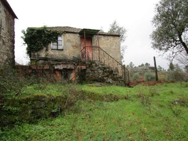 Moradia C/ terreno | Vouzela | S. Pedro Do Sul