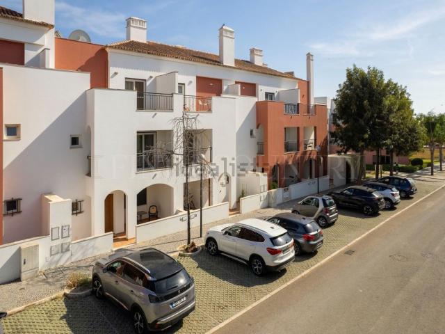 Moradia, Cabanas de Tavira