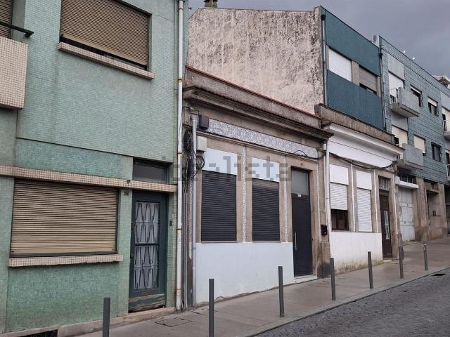 Moradia, Campanhã