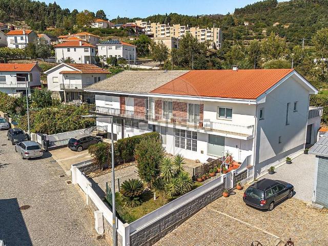 Moradia, Campelo e Ovil