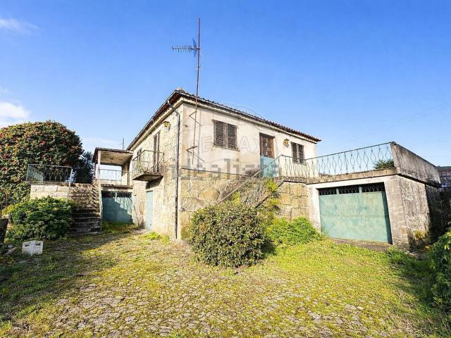 Moradia, Campos e Louredo