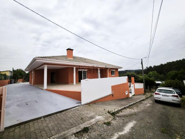 Moradia, Canedo