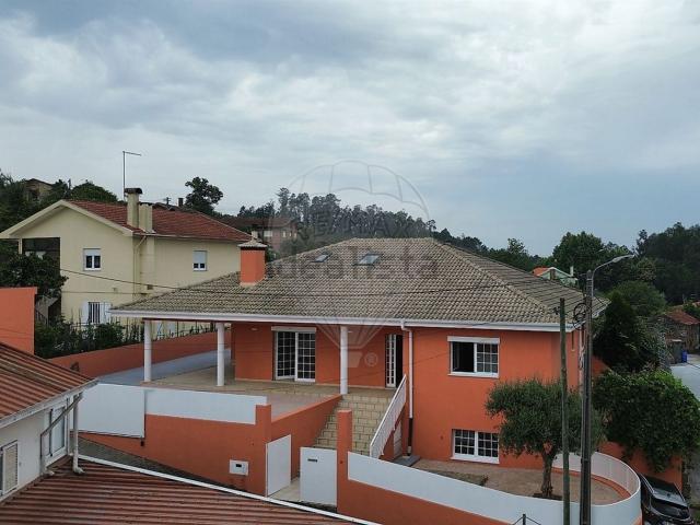 Moradia, Canedo