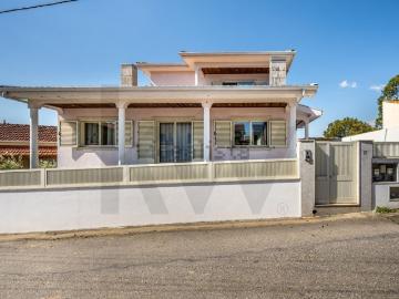 Casa à venda em Canelas, Vila Nova de Gaia
