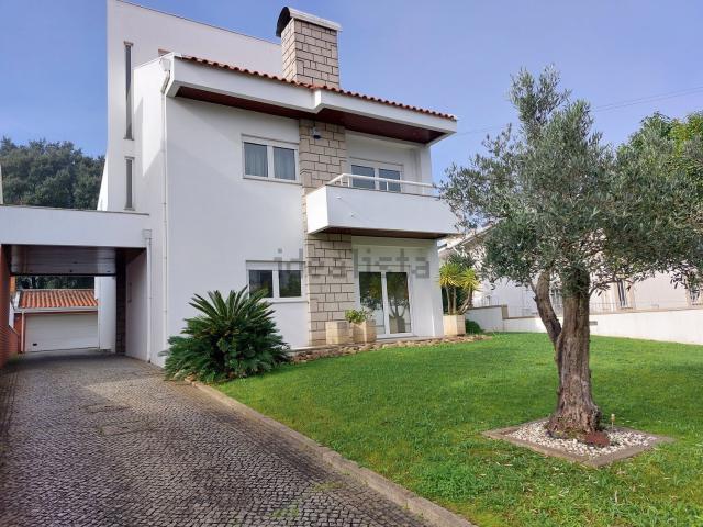 Moradia, Canelas