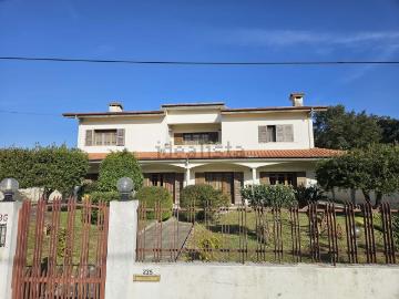 Casa à venda em Canelas, Vila Nova de Gaia - Jardim