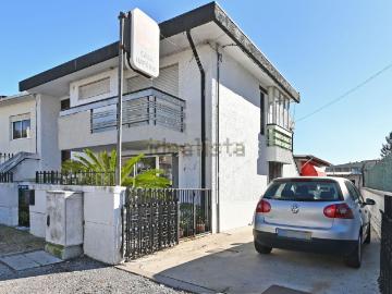 Casa à venda em Canelas, Vila Nova de Gaia - Garagem
