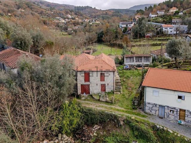 Moradia, Cantelães
