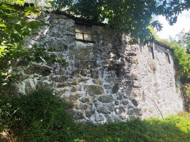 Moradia, Cantelães
