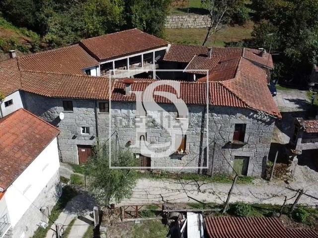 Moradia, Cantelães