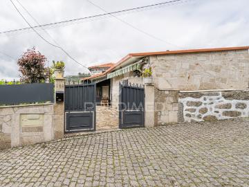 MORADIA, CASA ALDEIA, COM TERRENO, EM RENDUFINHO, POVOA LANHOSO