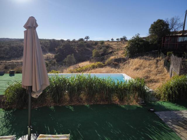 MORADIA CASA DE MADEIRA T1 COM PISCINA ARRENDAMENTO DE SETEMBRO A JUNHO ALCARIAS GRANDES CASTRO MARIM ALGARVE