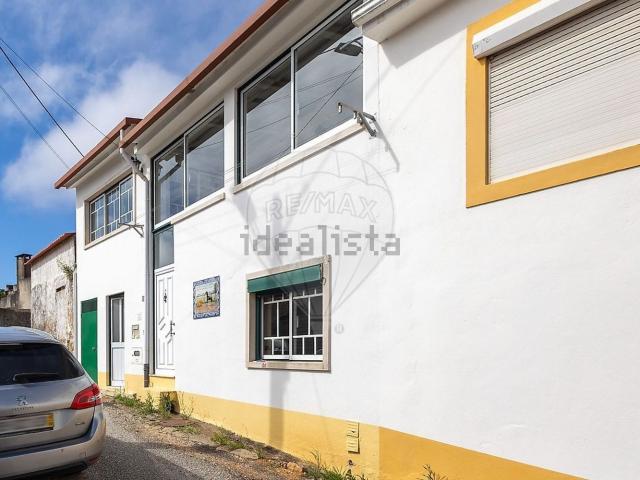 Moradia, Casais e Alviobeira