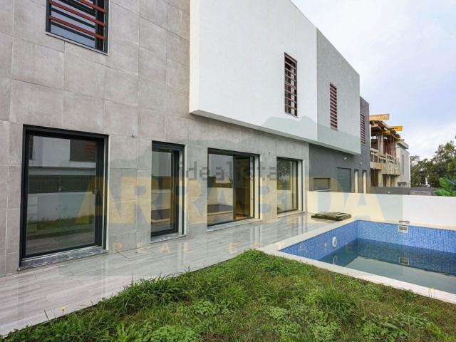 Moradia, Castelo Sesimbra
