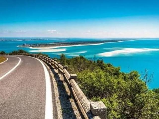 Moradia, Castelo Sesimbra