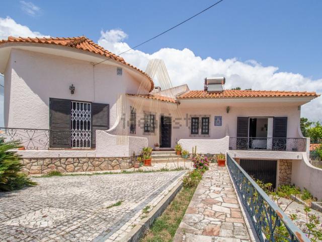 Moradia, Castelo Sesimbra