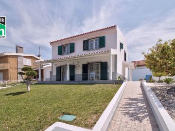 Moradia, Castelo Sesimbra