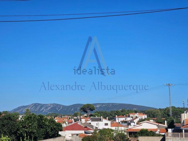 Moradia, Castelo Sesimbra