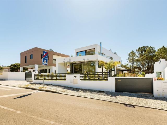Moradia, Castelo Sesimbra