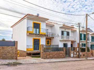 Almoinha, Castelo, Sesimbra