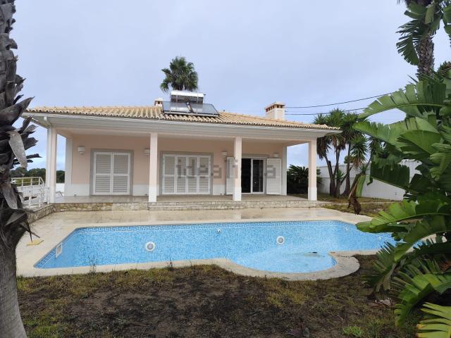 Moradia, Castelo Sesimbra