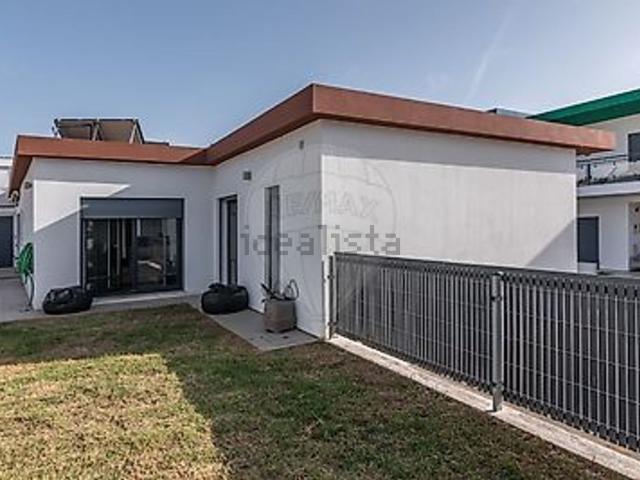 Moradia, Castelo Sesimbra