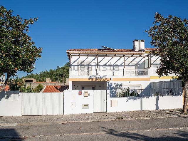 Moradia, Castelo Sesimbra