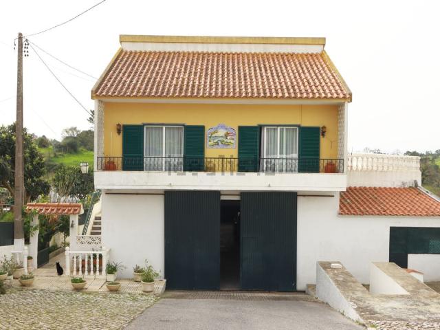Moradia, Castelo Sesimbra