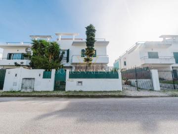 Charneca da Cotovia, Castelo, Sesimbra